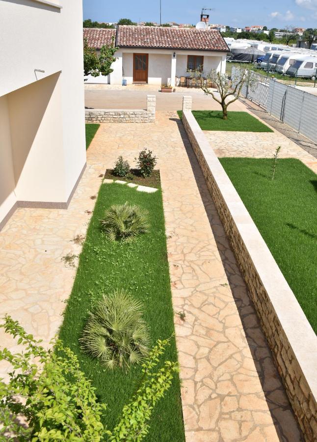 Apartmani Diana Novigrad Istria Extérieur photo