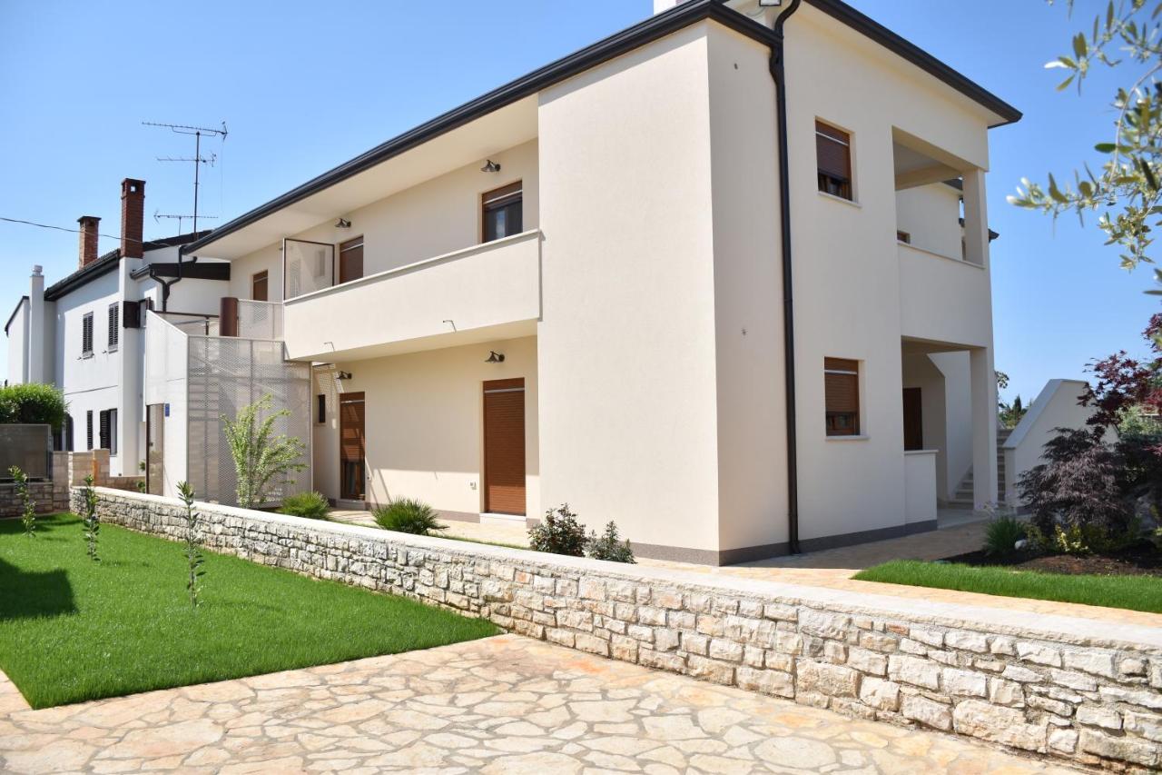 Apartmani Diana Novigrad Istria Extérieur photo