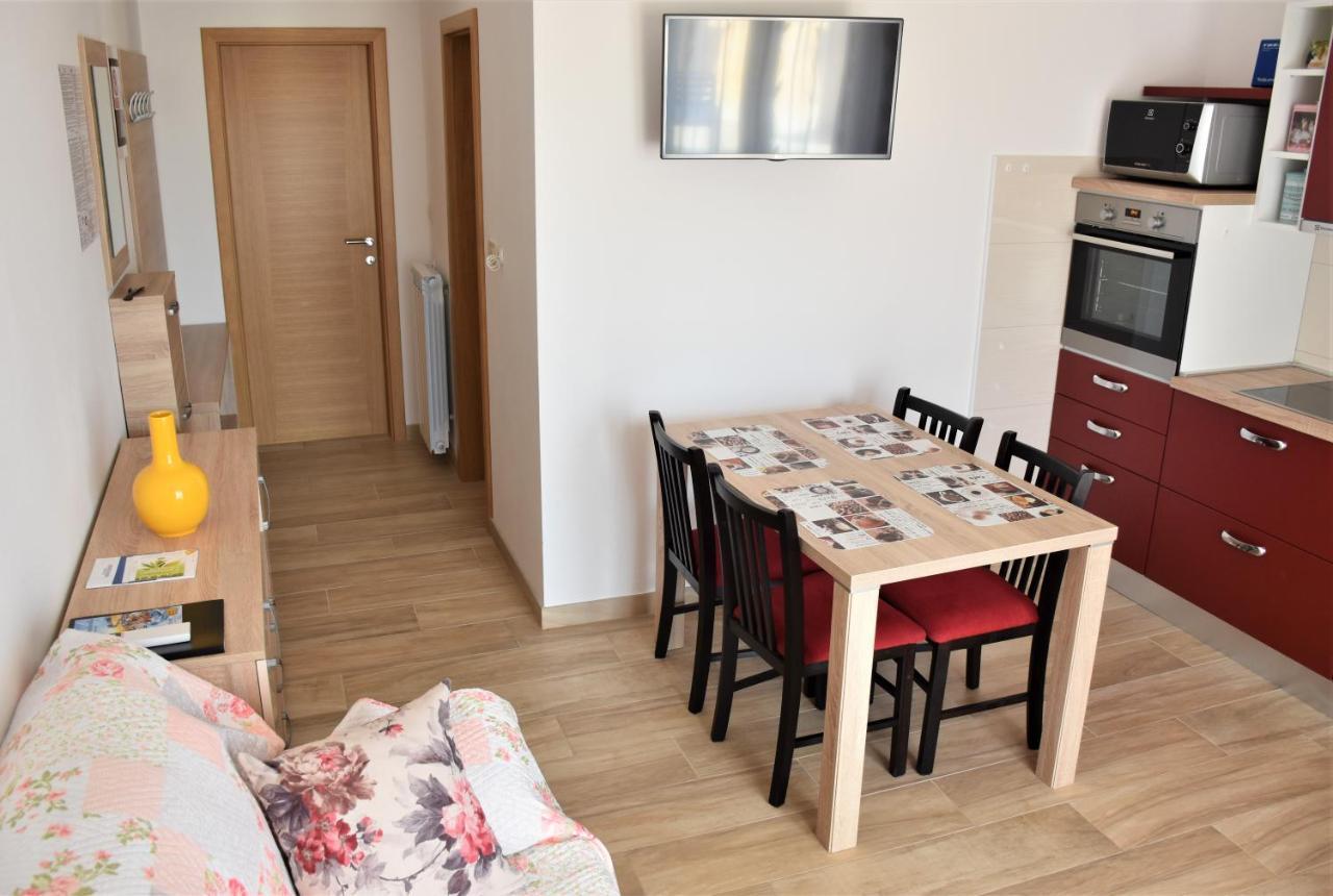Apartmani Diana Novigrad Istria Extérieur photo